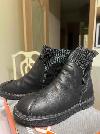 Продам полусапожки