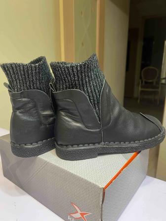 Продам полусапожки