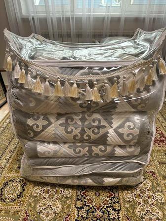 Қыз жасауы - құрақ көрпе, жастық