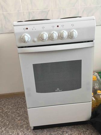 Продам электрическую плиту De Luxe