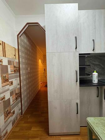 Шкаф кухонный