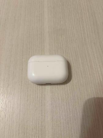 Продам Airpods pro 2 Lightning