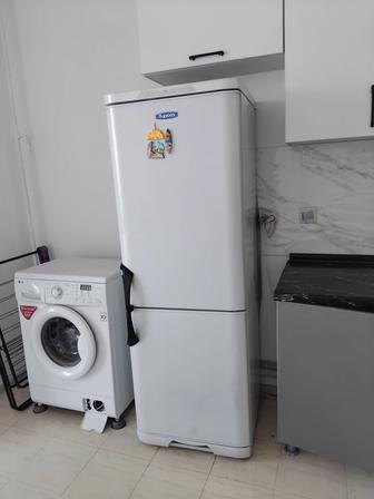 Отдам холодильник