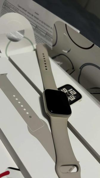 Продам Apple Watch  2 (44 мм)