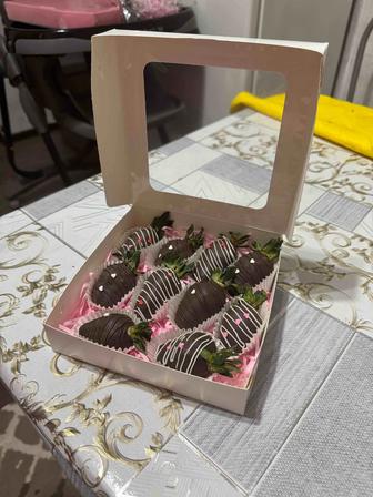 Клубника в шоколаде готовый бокс