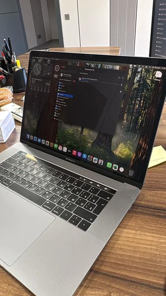 MacBook Pro 15 2018 года 16GB