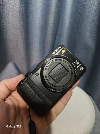 Цифровой фотоаппарат Sony Cuber-shot