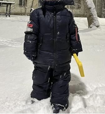 Продам детский зимний комбинезон