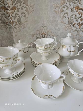 Продажа чайного фарфорового сервиза