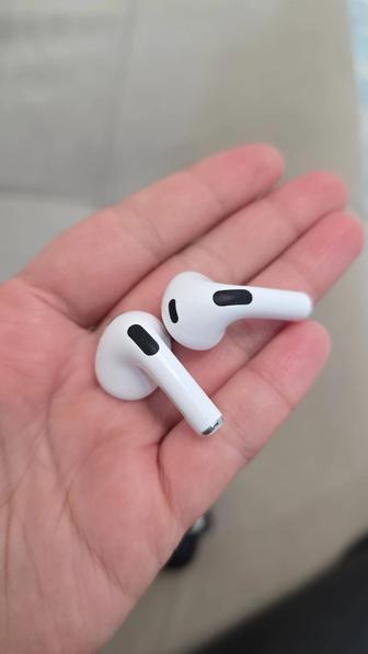 Продам airpods 3