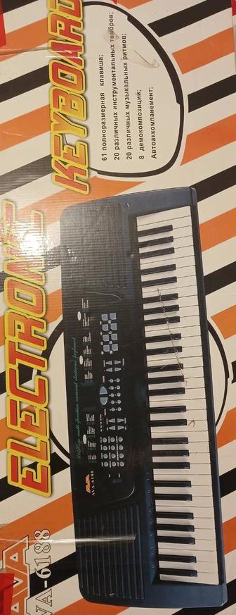 Синтезатор