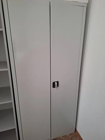 Продаётся металлический шкаф в г.Аксай