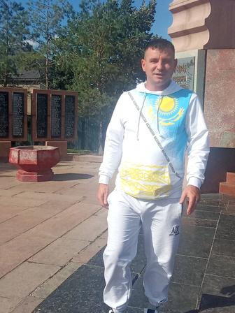 Делаем ремонт кв эмульсия обои ламинат берем кв под ключ