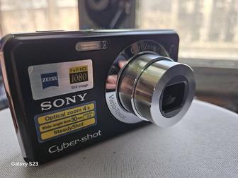 Цифровой фотоаппарат Sony Cuber-shot DSC-W210