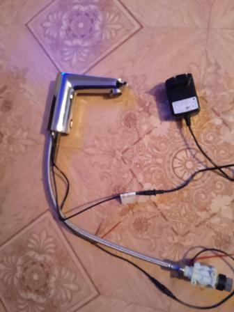 Смеситель сенсорный CROHE для раковины