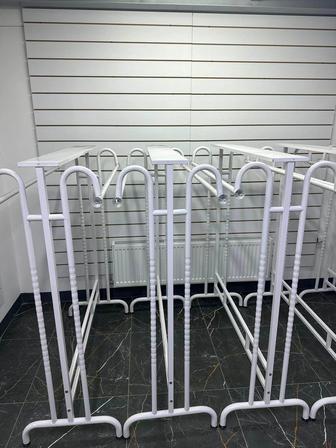 Изящный напольный Рейл (двойной) с верхней полкой