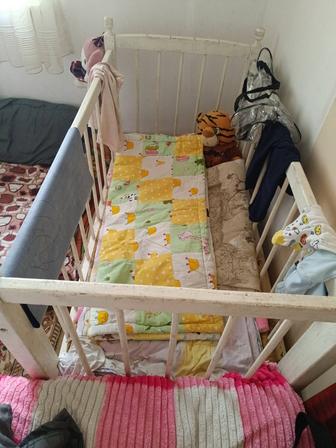 Продаю детскую кроватку