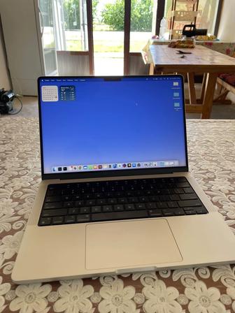 MacBook Pro 14 M3 Pro 18/512 silver