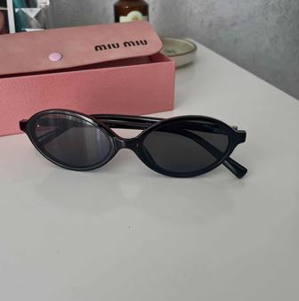 Продам солнцезащитные очки от miu miu в оригинале!