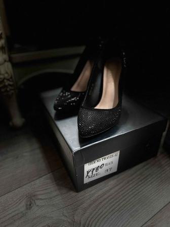 Продам туфли