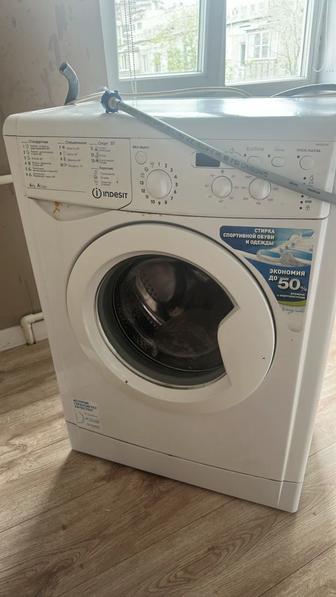 Стиральная машинка Indesit