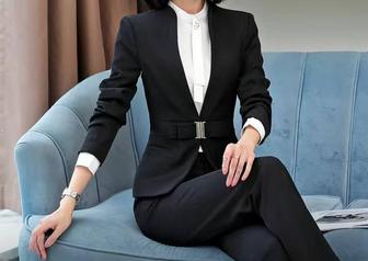 Распродажа новых пиджаков