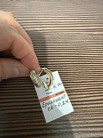 Продам серьги и кольцо