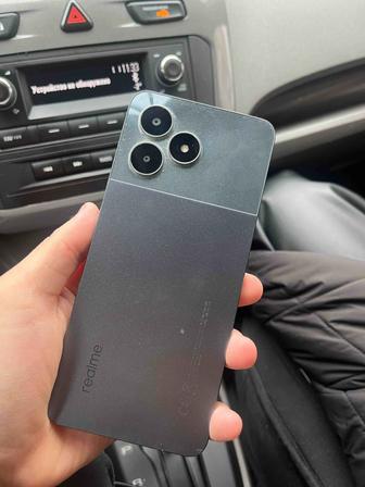 Продам телефон