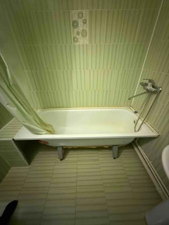 Отдам бесплатно ванную и раковину , также есть унитаз