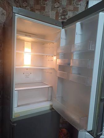 Продаю Холодильник