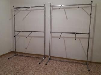 Торговые вешалки -стойки для одежды б/у