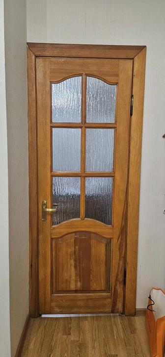 Продам двери межкомнатные деревянные качество 2000 г.