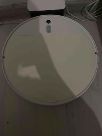 Продам робот пылесос