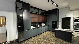 Продам новую премиальный кухонный гарнитур