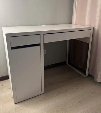Продам письменный стол