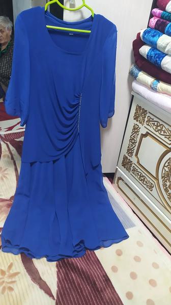 Продам Платье бу в отличном состоянии размер 52, 54..