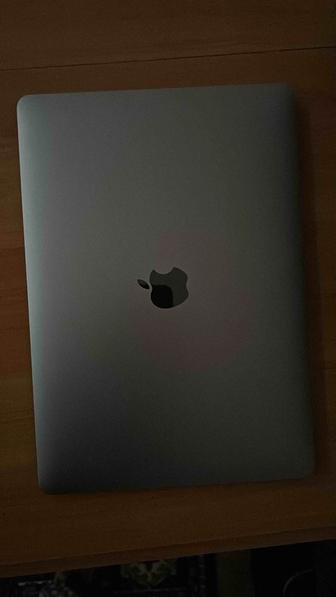 MacBook