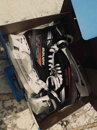 Новые Bauer Vapor 3X S23 размер 5.0 EE, со скидкой!Успей забрать)