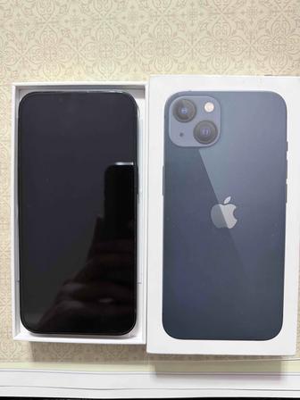 Продам Айфон 13