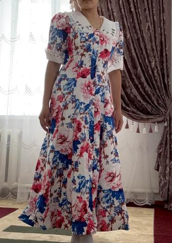 Платья