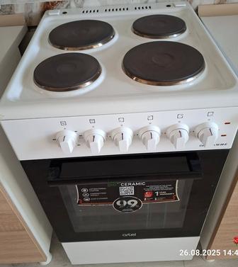 Продам электрическую плиту