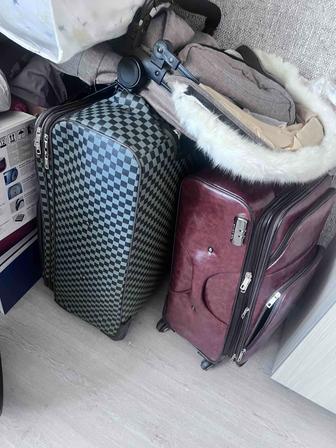 Чемодан размер L большой