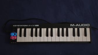 MIDI-клавиатура M-Audio Keystation Mini 32 MK3 Black