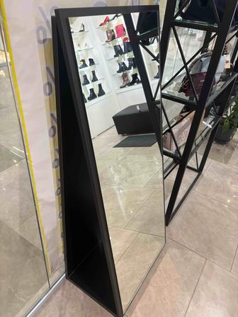 зеркало стул пуфик