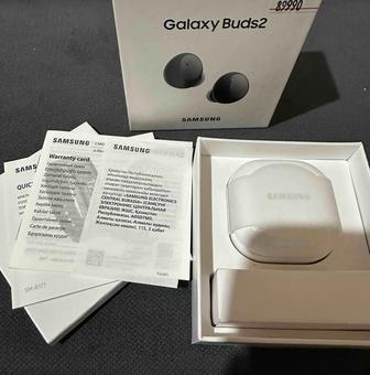 Срочно продаю беспроводные наушники Samsung Galaxy Buds 2