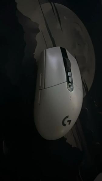 Продам мышку Logitech g305