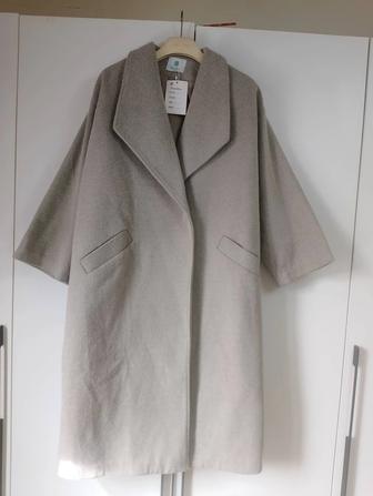Пальто женские кашемировые.