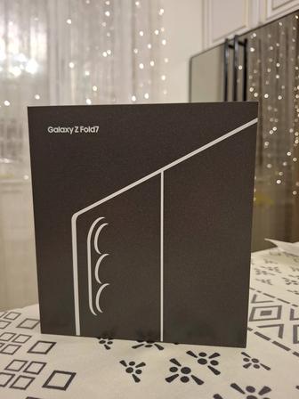 Samsung Galaxy Z Fold 7, 512 Gb с гарантией.