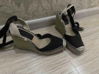 Босоножки zara