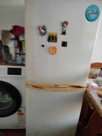 Холодильник